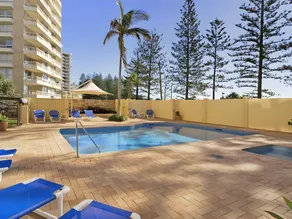 Columbia Beachfront Apartments on Rainbow Bay - Image 5