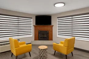 Super 8 by Wyndham Chattanooga East - Hamilton Place - Image 4