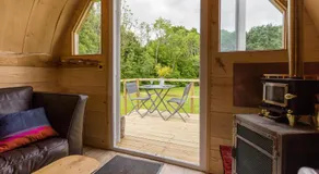 Beautiful 1 bed Glamping pod in Battle - Image 3