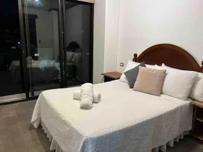 Apartamento moderno 2 habitaciones y 2 baños area Cayala y Embajada USA - Image 2