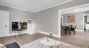 Charming Retreat - Walk to local restaurants, cafes and pubs - Image 2