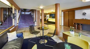 Hotel Rotes Haus - Image 2