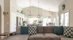 Cave Creek Classy 4 bedrooms, Heated pool, pool table - Image 4