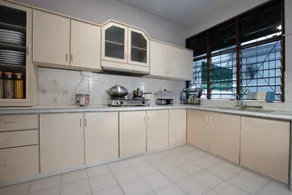 Brown Mansion CoLiving - Image 3