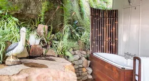 Bundeena Beach Shack with view - Image 5