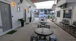 Din's Studio Homestay - Image 4