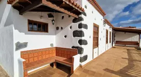 VV La Casita de Nina "by henrypole home" - Image 5