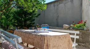 Stunning Apartment In Starigrad Paklenica - Image 5