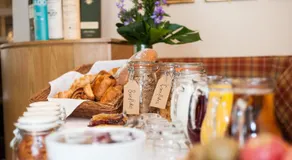 The Pipers' Tryst Hotel - Image 4