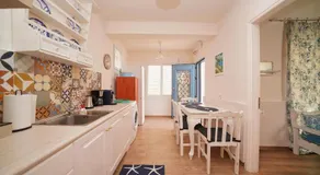 Elli - Image 2