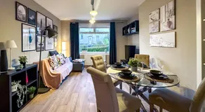 Holly street house with Separate Entrance,Glasgow edge - Image 2