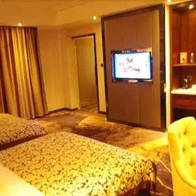 South Bay Hotel - Image 5