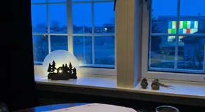 Sjarmerende hus med veldig stort uteareal. - Image 3