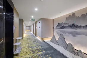 Starway Hotel Nanjing Jingwu Road Hongyang Home City - Image 5