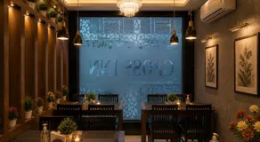 HOTEL DELHI ESSENCE NEAR DELHI AIRPORt - Image 4