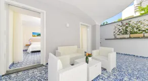 Ischia Mavilan Luxury Apartments - Image 5