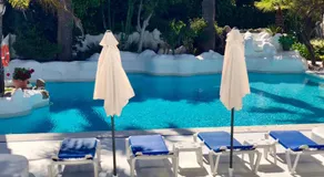 Luxury apartment in La Isla, Puerto Banus - Image 5
