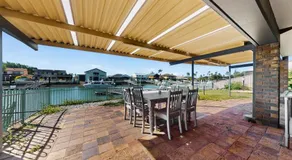 Waterfront Stay at Newport Commercial Kitchen - Image 5