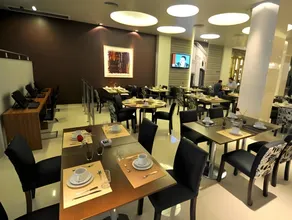 Hotel Bicentenario Suites & Spa - Image 5