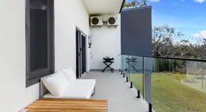 Modern 2 Bed Apartment with BBQ - 6 Min walk to beach - Image 4