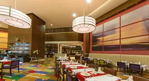 Hotel Grand Swiss - Image 4