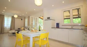 Apartment Lorena with pool - Image 3