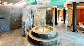 Post-Hotel - Image 4