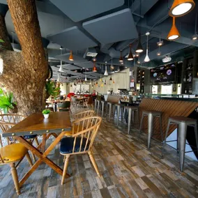 Subic Bay Travelers Hotel - Image 5