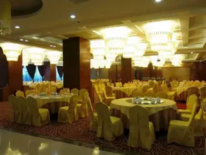 Yunda Hotel Bama - Image 3
