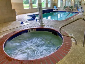 Comfort Suites - University - Image 5