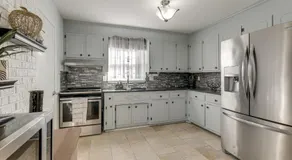 Near Hospitals & Attractions: Richmond Getaway! - Image 3
