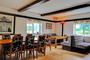 The BILLINGFORD HORSESHOES - Image 2