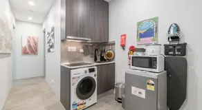 Classic King Single Ensuite Room with AC - Next to CBD - Near Central Station& Townhall& Chinatown& - Image 3