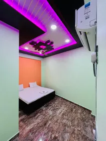 Goroomgo Vande bharat guest house Varanasi - Image 5