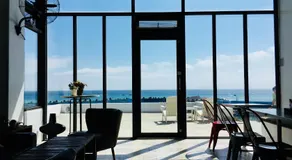 Sea Shore Hotel - Image 2