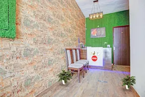 Hotel O Crown Inn - Image 3