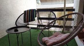 Holiday House - Image 4