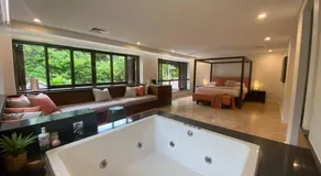 AQUA Beachfront Villa Port Douglas - Image 5