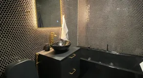 Homestay in modern apartment - Image 2