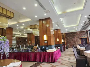 Yulongshan Dong Spring Resort - Image 5