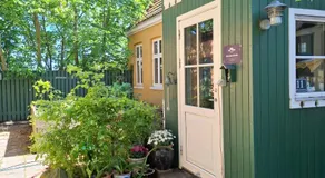 The FIG Studio - "Den Gule Svane" Guest House - near Rønne & Beach - Image 4