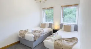 Clydebank 2 Bedroom Home - Image 2