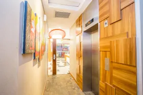 Life Hotel Sudirman Surabaya - Image 4