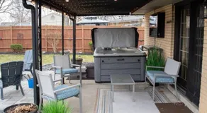 Huber Heights Home w/Hot Tub near Rose Music/WPAFB - Image 4