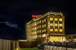 Ramada by Wyndham Katra Station Road - Image 3