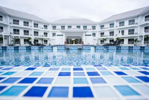 White House Hotel - Image 2