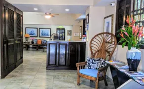 Canario Lagoon Hotel - Image 4