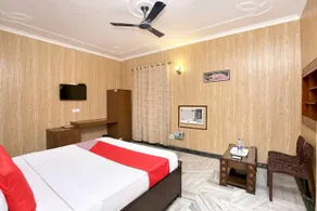 Flagship Komfort Villa - Image 3