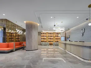 Country Inn & Suites by Radisson Shanghai Railway Station - Image 3
