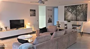 Maison moderne BELLA GALERA, grande piscine et jacuzzi - Image 2